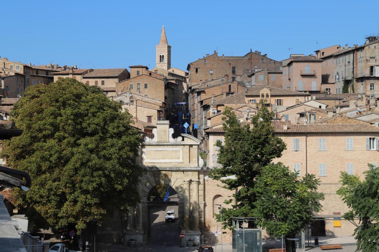 Balcone Sulle Meraviglie Urbino Buitenkant foto